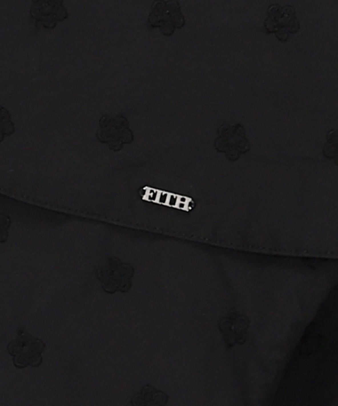 Floral Embroidery Collar Shirt