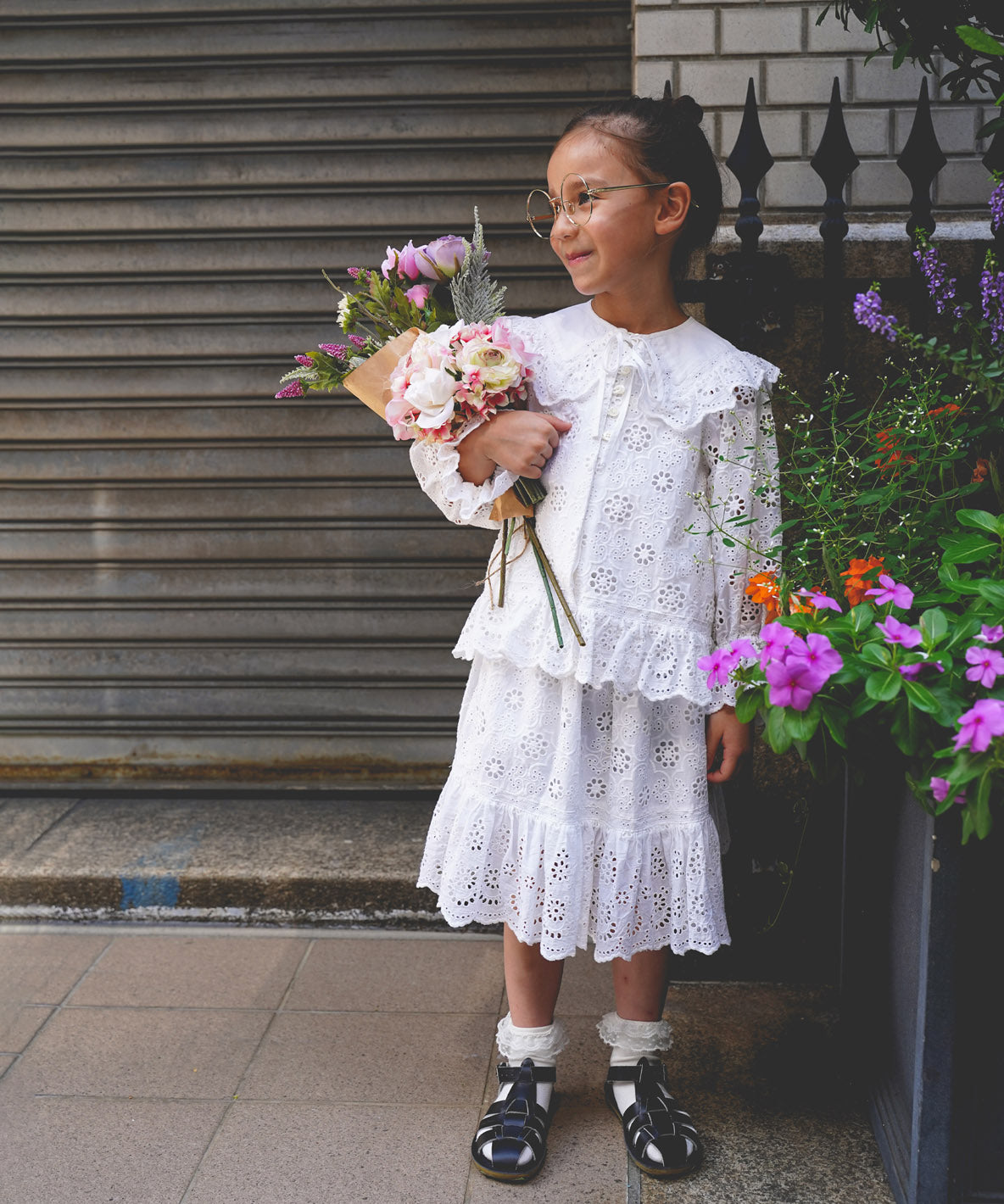 Cutwork Collar Blouse