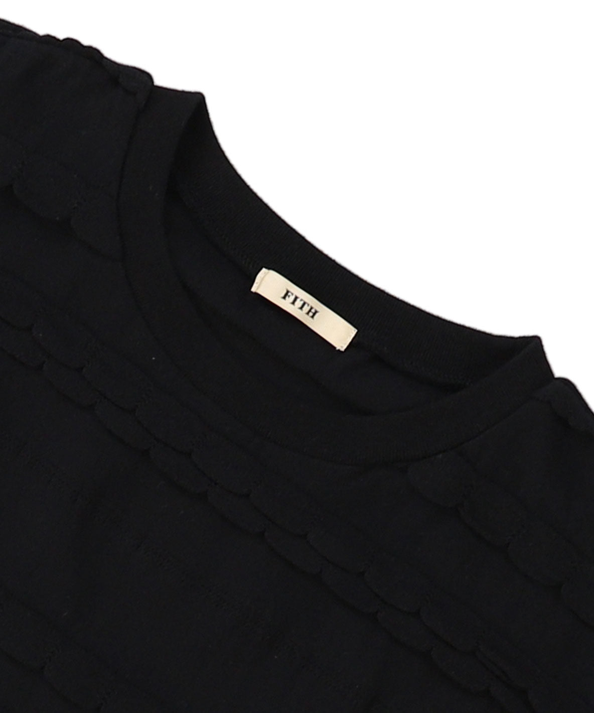 Scalloped Jacquard French-sleeve Tee(LADIES)