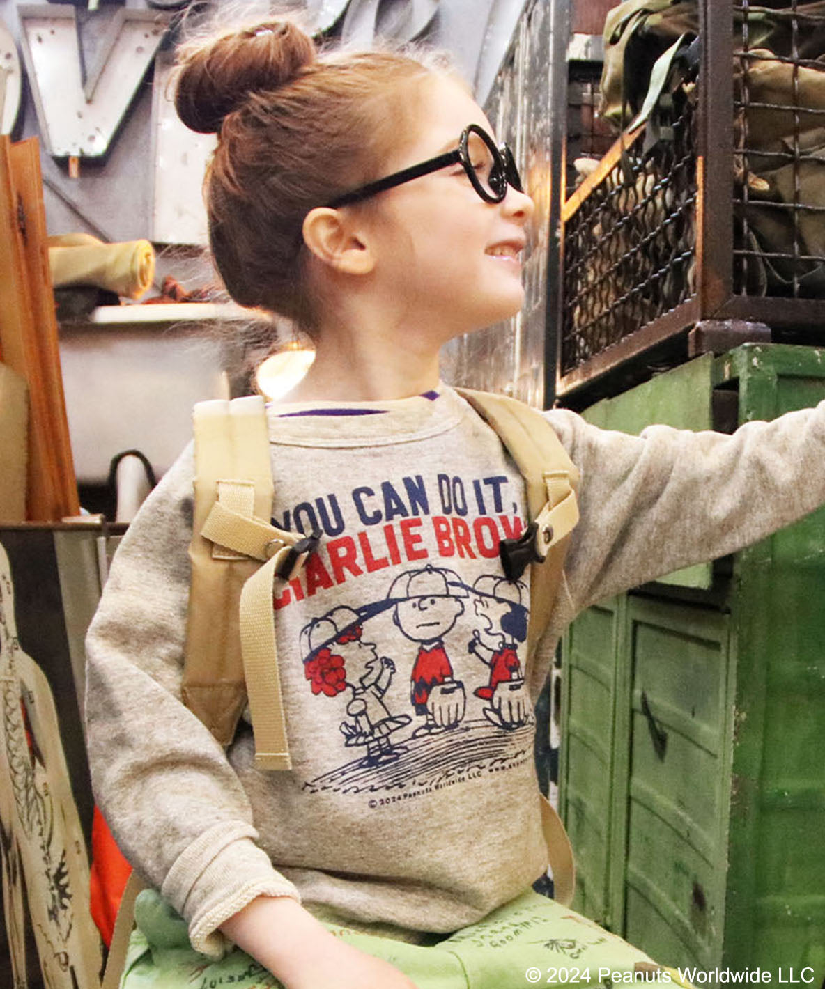 Tompkin Fleece SNOOPY BASEBALL Sweatshirt