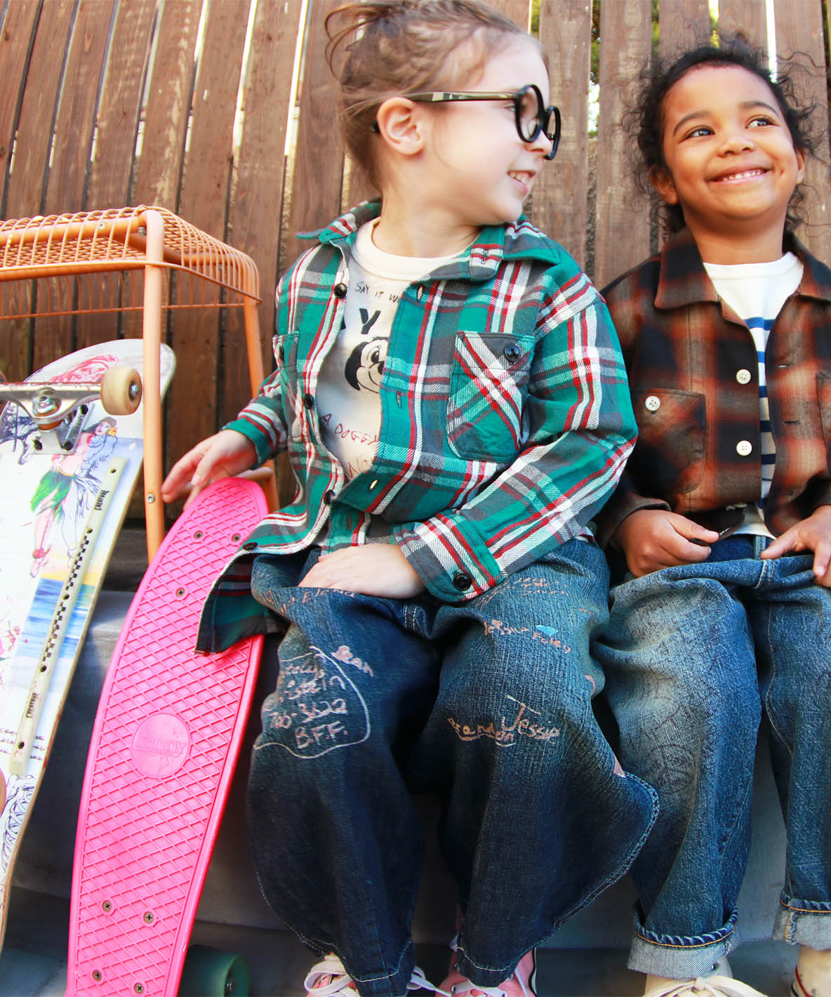STAY CLOSE Long Sleeve Tee