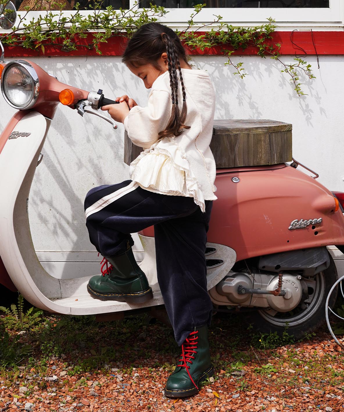 Assymetry Frill Sweatshirt