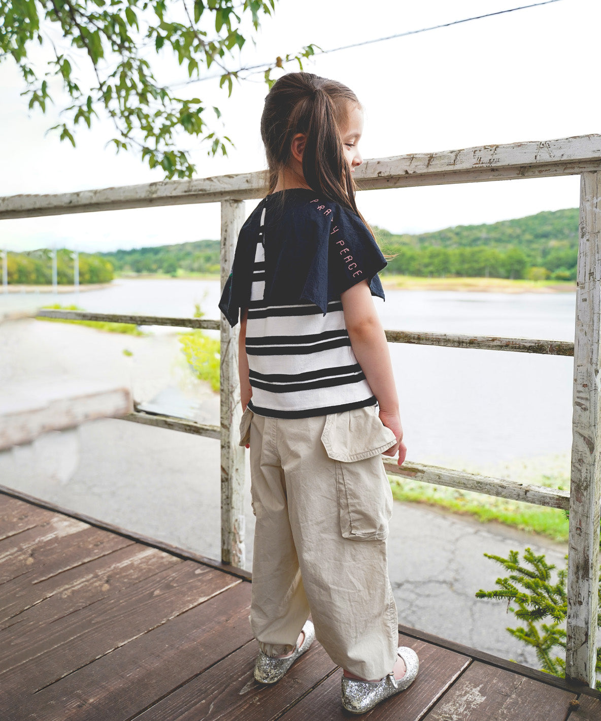 Striped Collar Sleeveless Tee