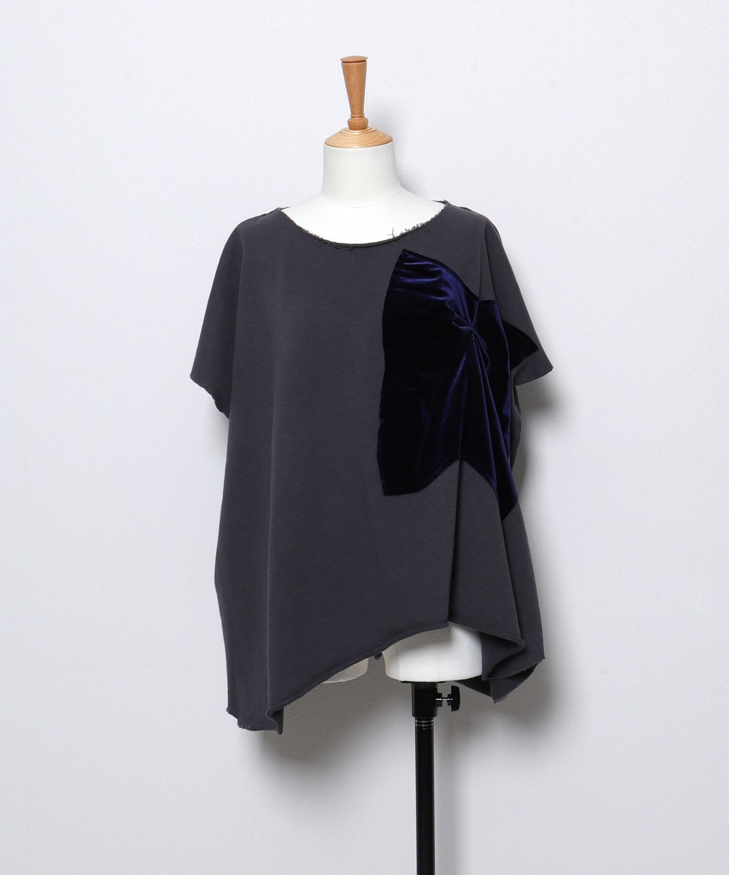 Unique Silhouette Wide Sweatshirt(LADIES)