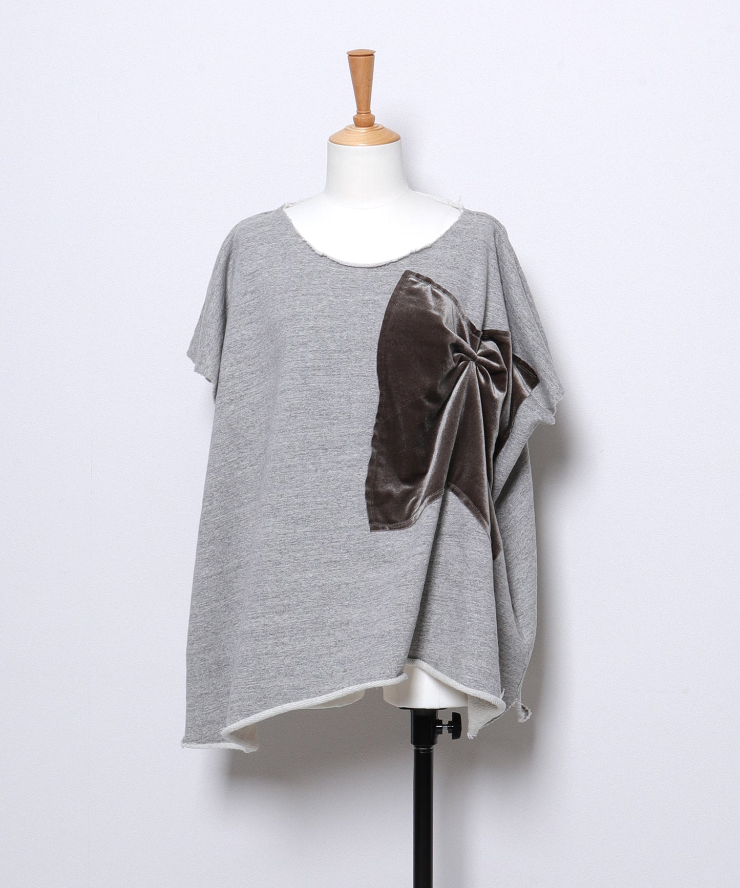 Unique Silhouette Wide Sweatshirt(LADIES)