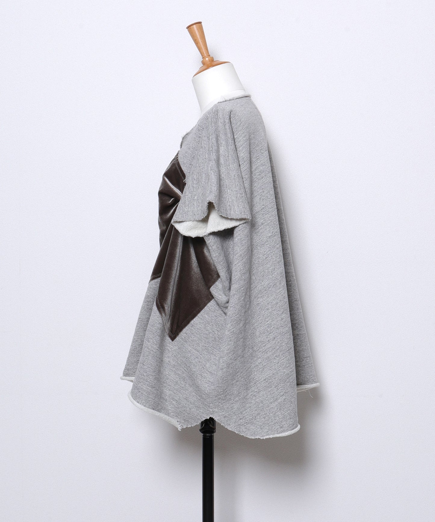 Unique Silhouette Wide Sweatshirt(LADIES)