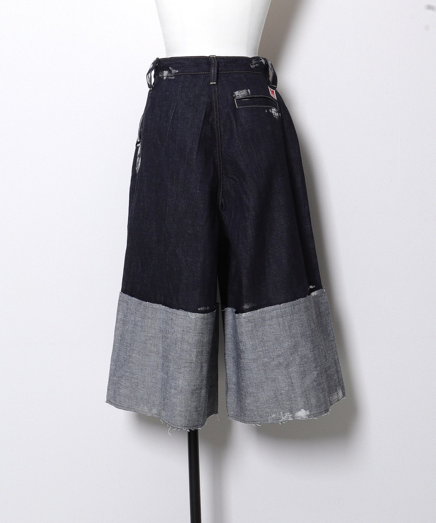 Denim Roll Up Sparkle Jorts(LADIES)