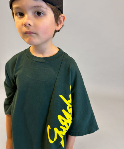 DINOSAUR Wide Silhouette Tee