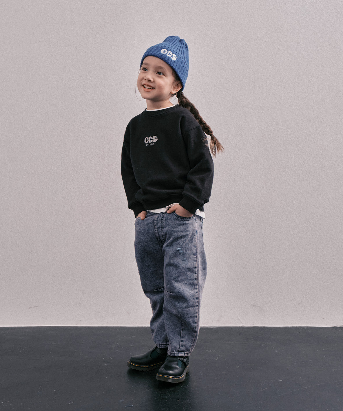 GCS Colorful Embroidery Sweatshirt
