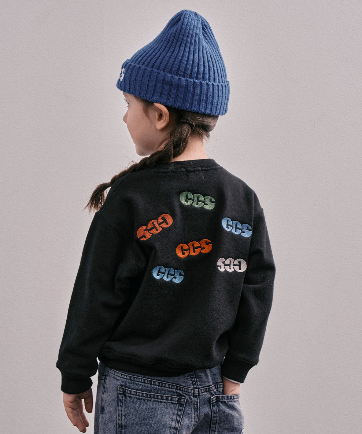 GCS Colorful Embroidery Sweatshirt