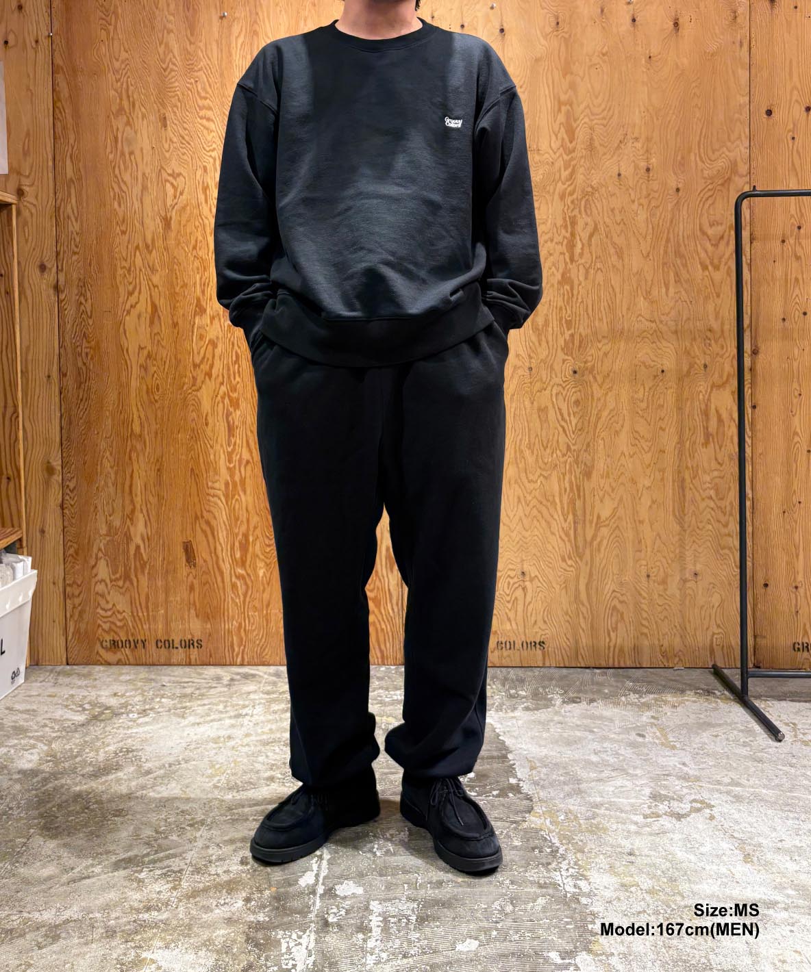 GROOVY COLORS Sweatshirt(MENS)