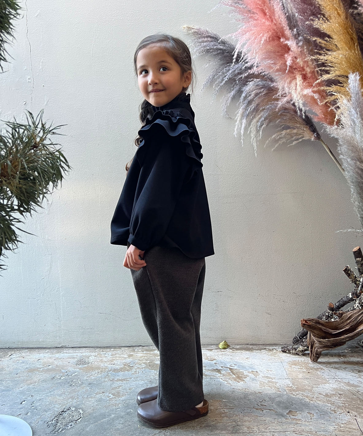 Mottled Serge Stretch Ruffled Blouse