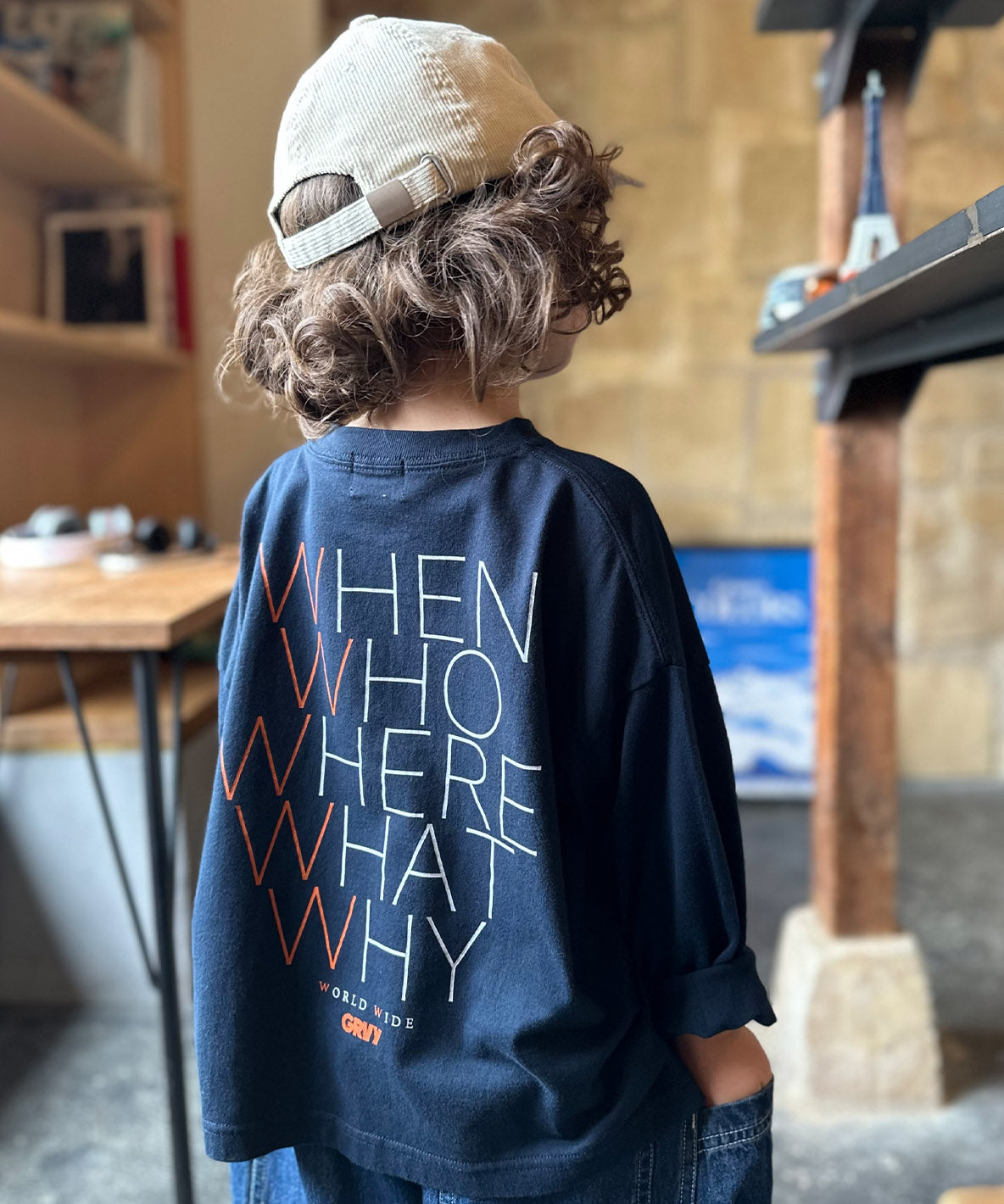 W Super Wide Silhouette Tee