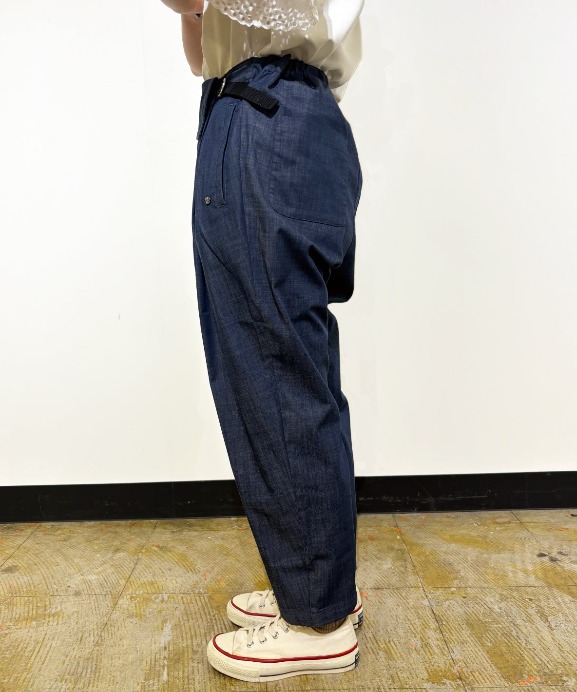 W Slab Chambray Tuck Pants